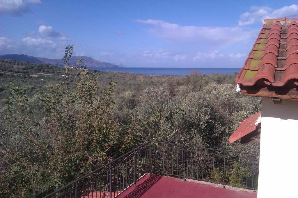 شقة Ktima Tzamika Episkopi-Chania الغرفة الصورة